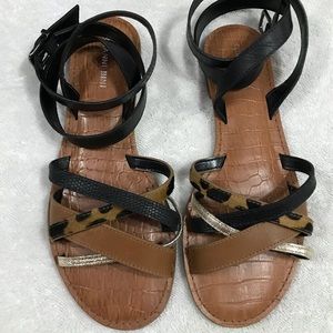 Adorable Strappy Sandals